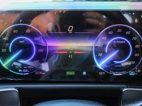 New 2025 Mercedes-Benz EQB 300 300 image 24