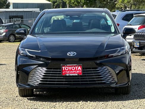 New 2026 Toyota Camry XLE w/ Premium Plus Package AWD/4WD image 3