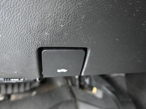 Used 2019 Chevrolet Silverado 2500 High Country image 30