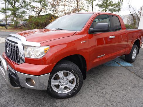 Used 2012 Toyota Tundra 4x4 Double Cab image 3
