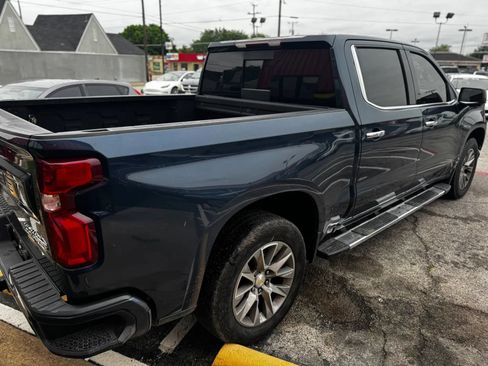 Used 2021 Chevrolet Silverado 1500 High Country w/ Z71 Off-Road Package AWD/4WD image 5