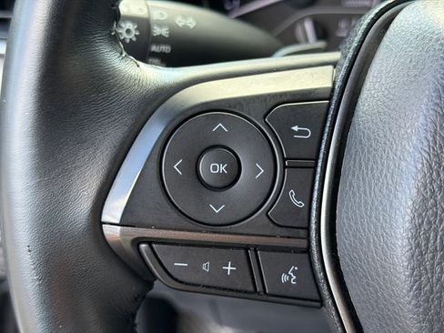 Used 2022 Toyota Camry SE image 24