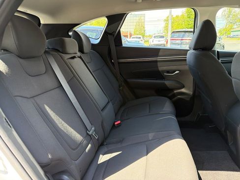 Used 2024 Hyundai Tucson SE AWD/4WD image 12