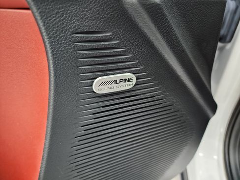 Used 2019 Dodge Challenger SRT Hellcat Redeye RWD image 40