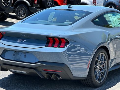 New 2026 Ford Mustang GT Premium w/ GT Performance Package RWD image 8