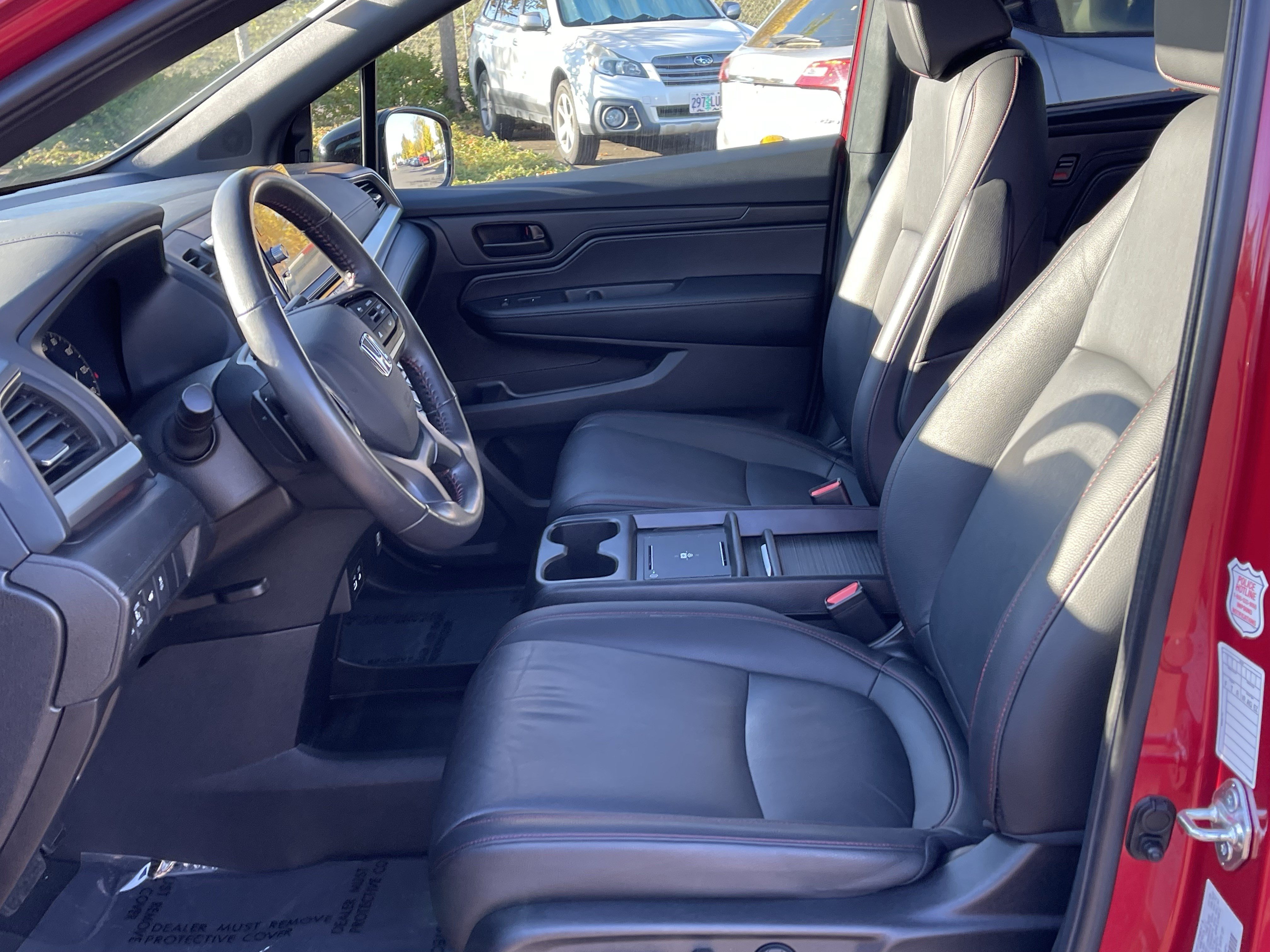 Used 2025 Honda Odyssey Sport-L image 11