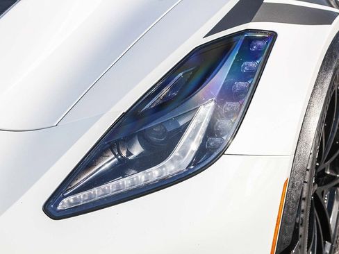 Used 2017 Chevrolet Corvette Grand Sport w/ Grand Sport Heritage Package image 4