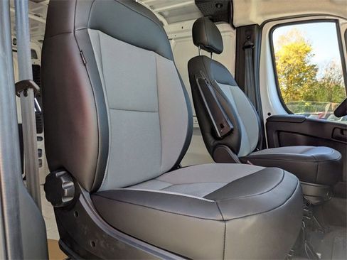 New 2026 RAM ProMaster 1500 w/ Convenience Group image 33