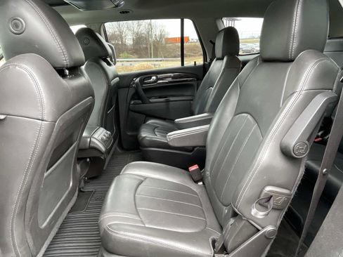 Used 2017 Buick Enclave Leather image 12