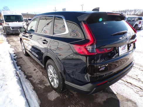 Used 2025 Honda CR-V EX-L image 4