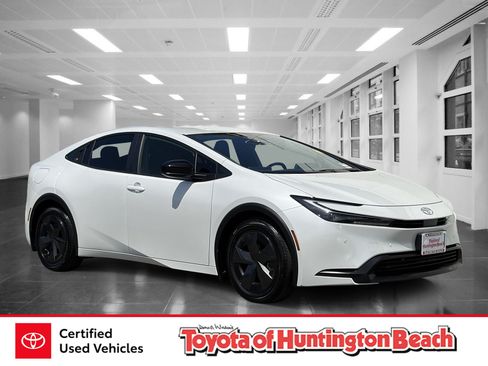 Certified 2025 Toyota Prius Plug-In Hybrid FWD image 1