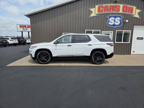 Used 2019 Chevrolet Traverse Premier w/ Redline Edition AWD/4WD image 1