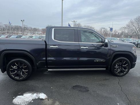 Used 2024 GMC Sierra 1500 Denali Ultimate image 9