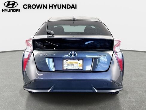 Used 2017 Toyota Prius Three Touring FWD image 7