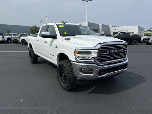 Used 2022 RAM 2500 Laramie AWD/4WD image 1