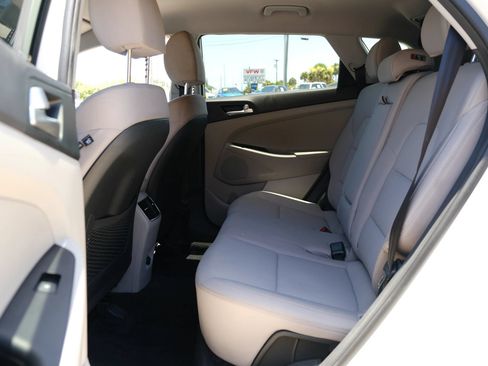 Used 2019 Hyundai Tucson SEL w/ Cargo Package AWD/4WD image 12