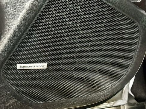 Used 2015 Subaru Outback 2.5i Limited image 19