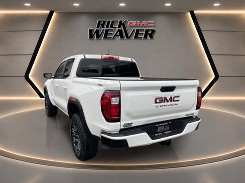 Used 2025 GMC Canyon Elevation AWD/4WD image 5