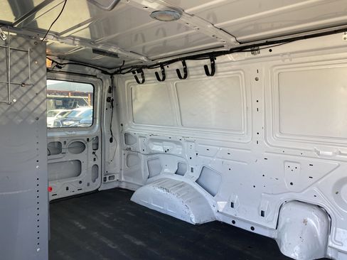 Used 2013 Ford E-150 and Econoline 150 w/ PWR Group image 17