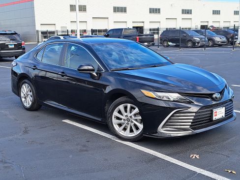 Certified 2023 Toyota Camry LE image 2