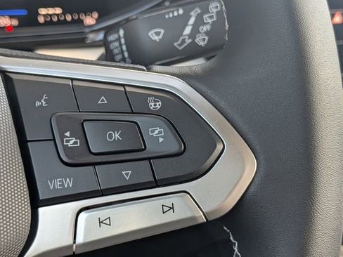 New 2026 Volkswagen Taos S image 24