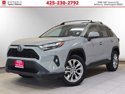 Used 2022 Toyota RAV4 XLE Premium AWD/4WD image 1