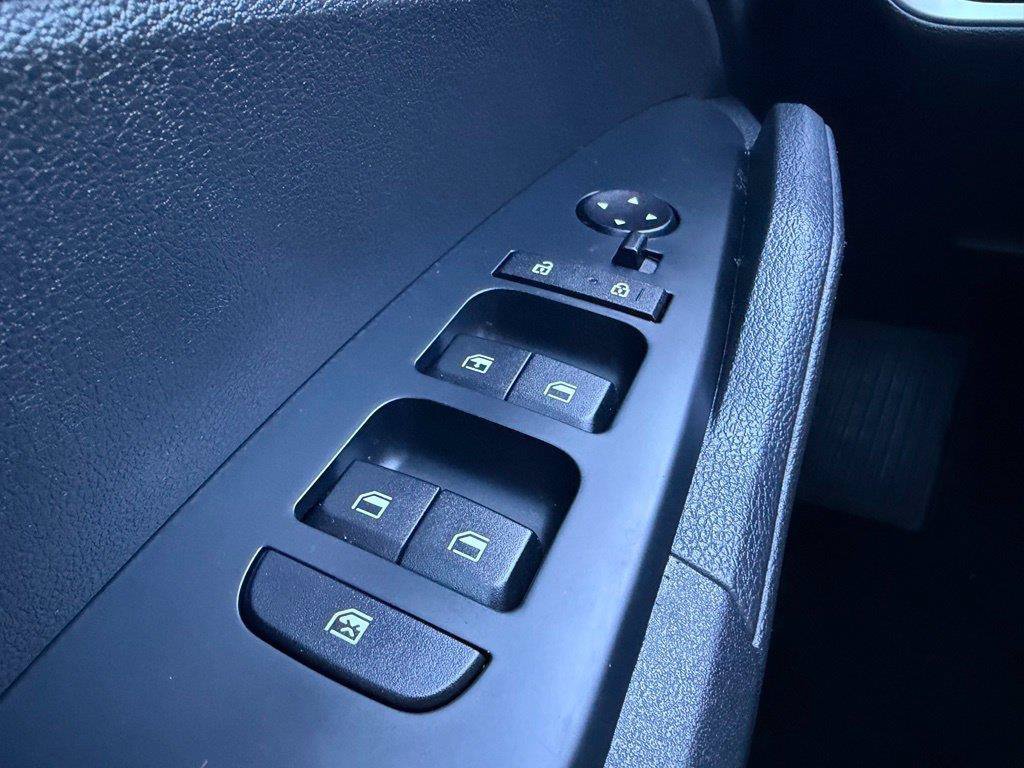 Used 2024 Kia Sportage LX FWD image 16