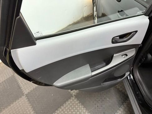 Used 2021 Hyundai Kona SE image 36