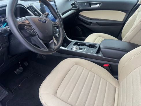Used 2024 Ford Edge SE image 9
