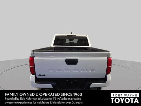 Used 2024 Toyota Tacoma TRD Off-Road AWD/4WD image 8