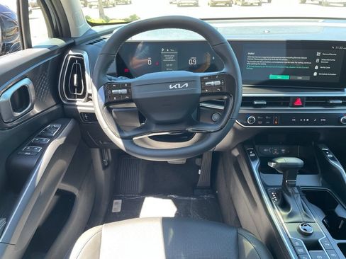 New 2026 Kia Sorento S FWD image 13
