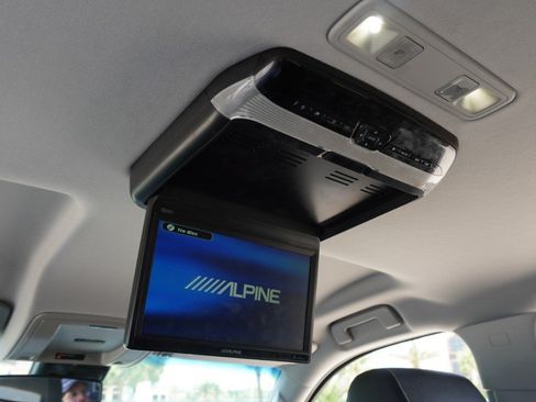 Used 2016 Chevrolet Tahoe LS w/ Enhanced Driver Alert Package RWD image 32