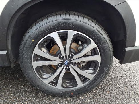 Certified 2022 Subaru Forester Limited image 17