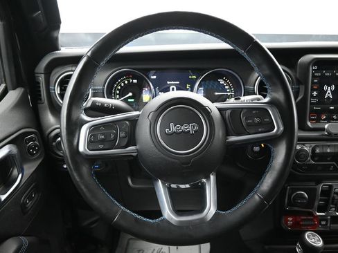 Used 2022 Jeep Wrangler Unlimited Rubicon 4xe w/ Steel Bumper Group AWD/4WD image 15