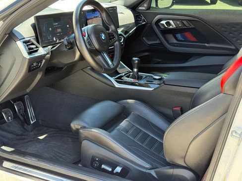Used 2024 BMW M2 RWD image 9