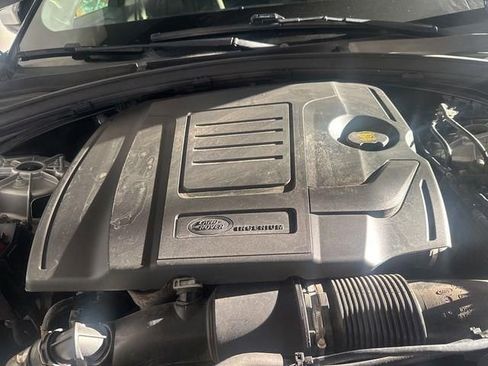 Used 2021 Land Rover Range Rover Velar S image 34