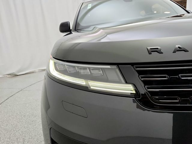 New 2026 Land Rover Range Rover Sport SE AWD/4WD image 30