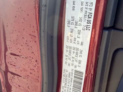 Used 2019 Jeep Grand Cherokee Limited w/ Luxury Group II image 26