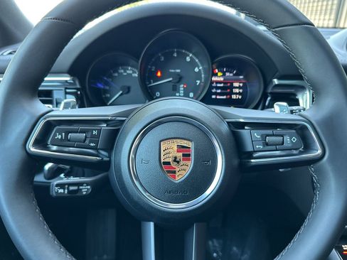 New 2026 Porsche Macan image 29