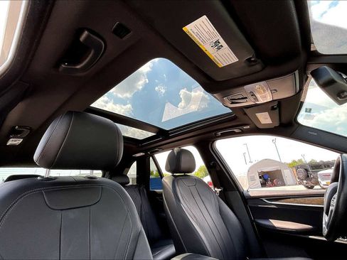 Used 2018 BMW X5 sDrive35i w/ Premium Package image 13