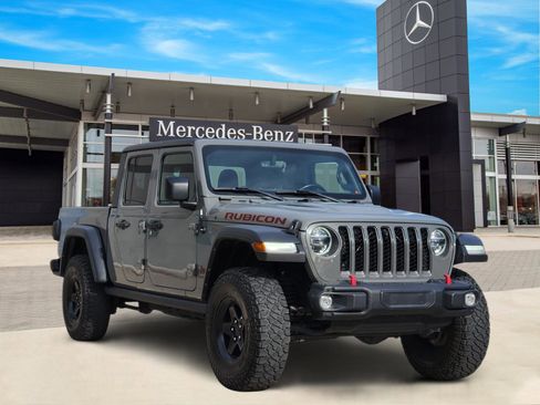 Used 2021 Jeep Gladiator Rubicon image 2