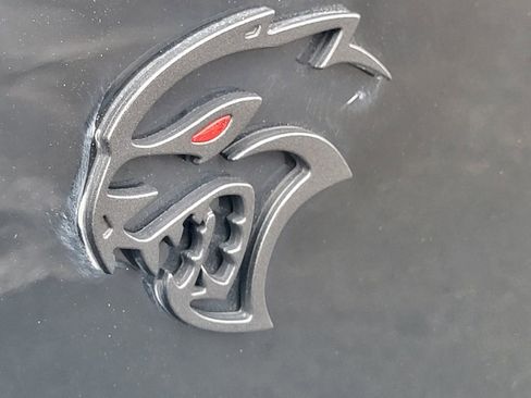 Used 2019 Dodge Challenger SRT Hellcat Redeye image 13