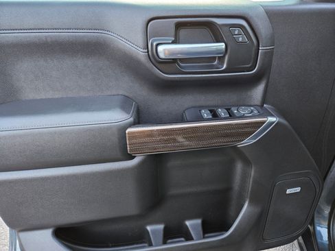 Used 2020 Chevrolet Silverado 1500 LT Trail Boss image 15