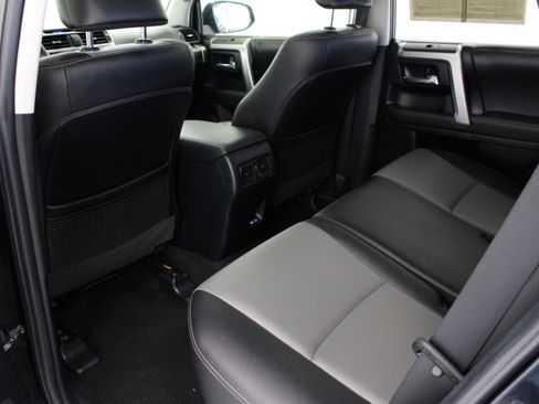 Used 2023 Toyota 4Runner SR5 Premium w/ Moonroof Package AWD/4WD image 28