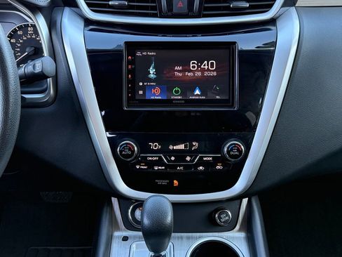 Used 2015 Nissan Murano S image 20