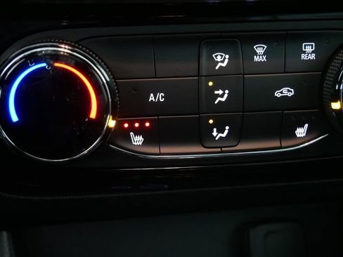 New 2026 Buick Encore GX Sport Touring w/ Advanced Technology Package image 28