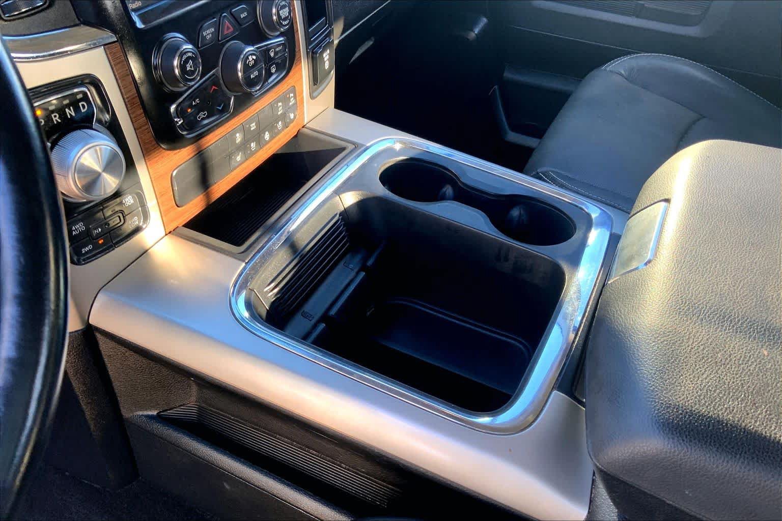 Used 2017 RAM 1500 Laramie w/ Convenience Group AWD/4WD image 15