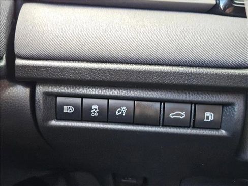 Used 2025 Toyota Camry LE image 14