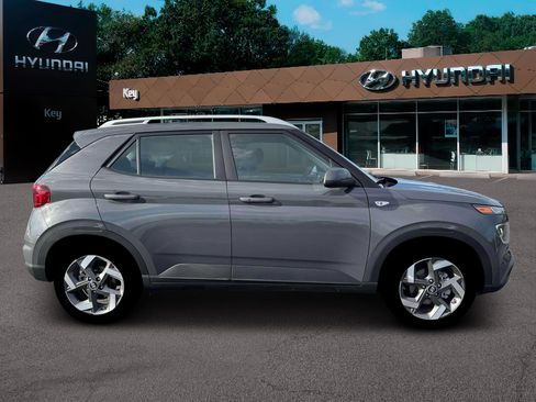 New 2026 Hyundai Venue SEL image 9