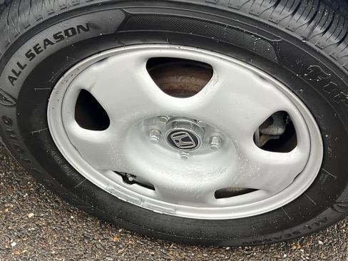 Used 2011 Honda CR-V LX image 18